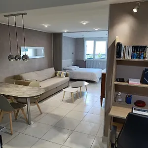 https://majestic-isal-inn.hotels-rhonealpes.com